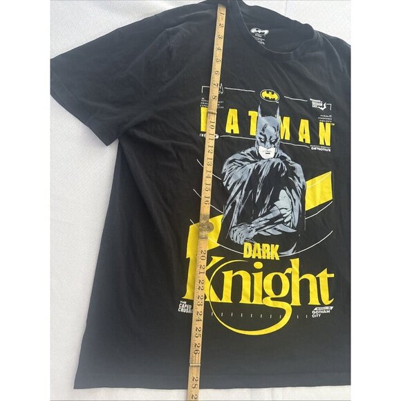 Rare Batman Dark Knight Black Short Sleeve DC XL T-Shirt - Picture 2 of 7